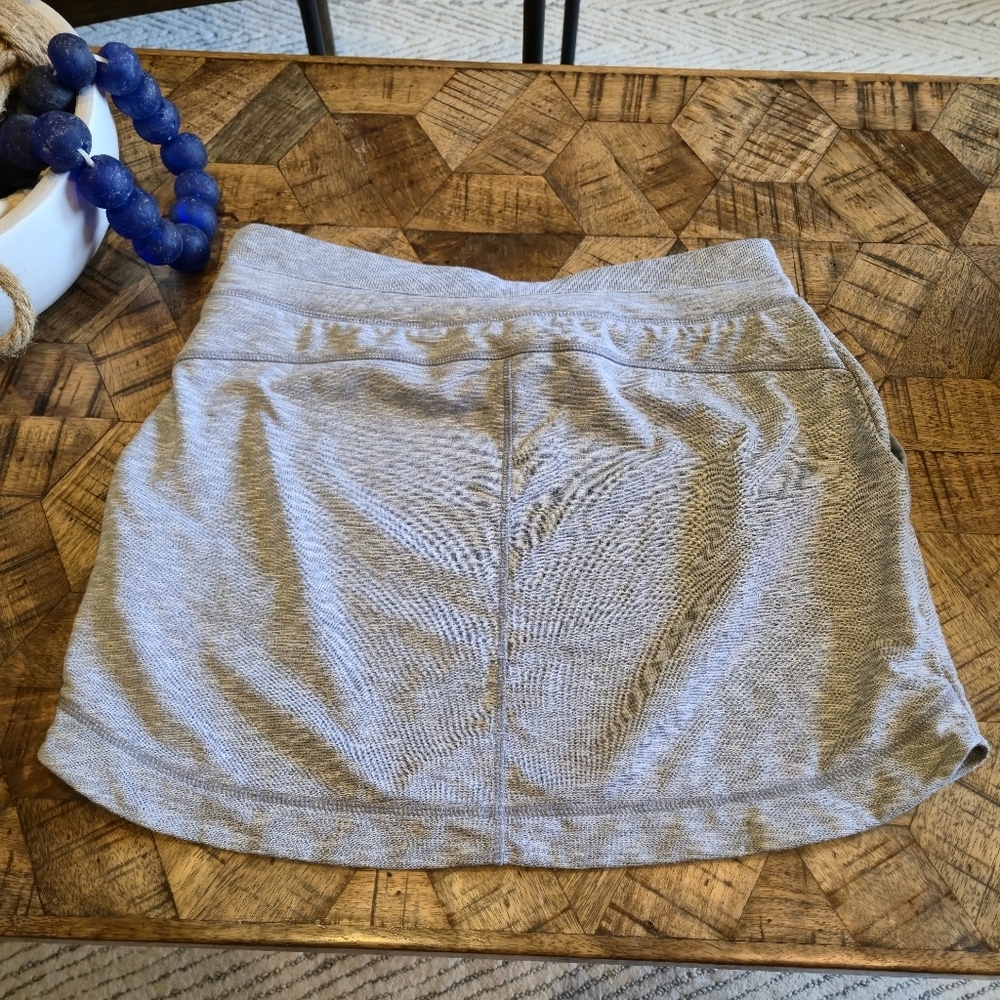 Athleta Techie Terry Skirt M Spring Sporty Beach Pool Comfy Athleisure Pockets - Picture 6 of 15